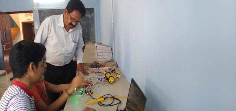 Artificial intelligence and robotics exposure visit